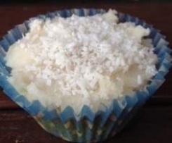 Paleo Coconut Cupcake