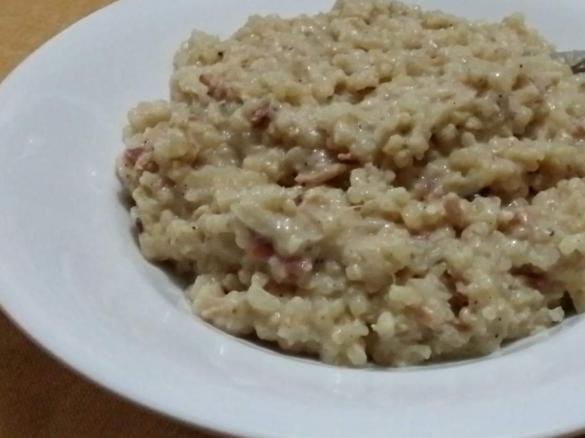 Chicken and bacon risotto with Parmesan cheese