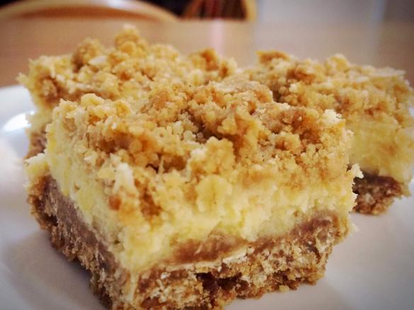 Lemon Crumble Slice