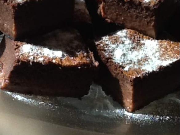 Magic Gooey Chocolate Slice 