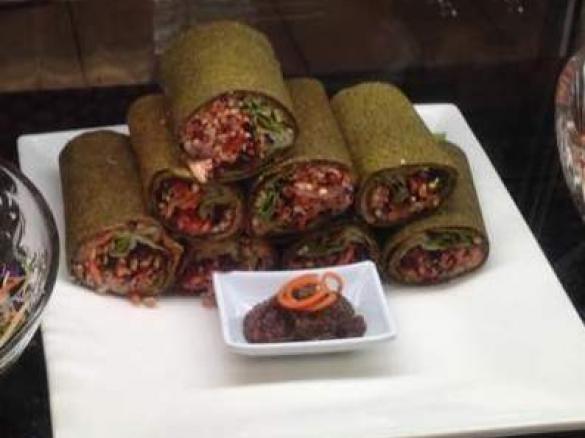 Raw Zucchini Wraps