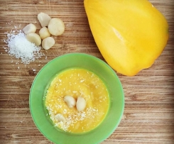 Mango macadamia madness