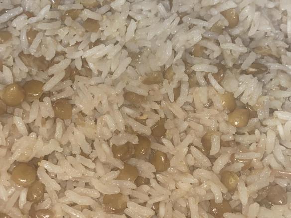 Mjadra (lentil rice)