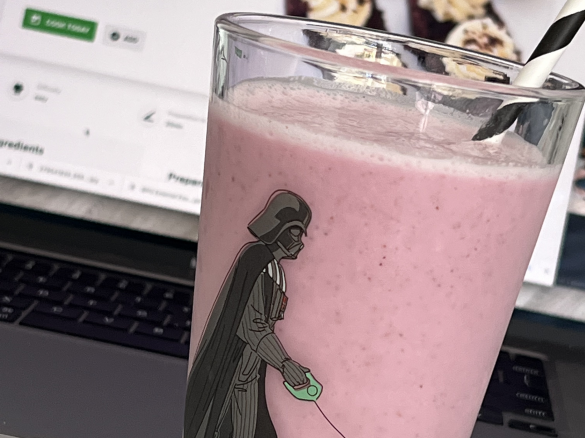 Dragon Fruit Breakfast Smoothie