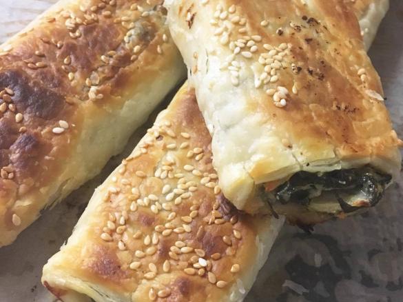 Easy Spinach & Cheese Roll