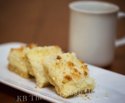 Lemon Meringue Crumble Slice
