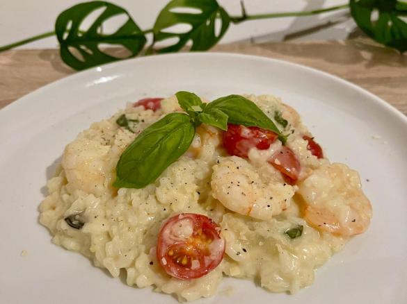 Prawn basil and tomato risotto