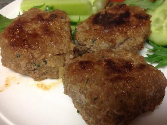 Quinoa beef rissoles 