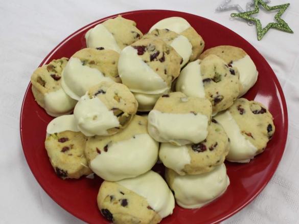 Red and green Christmas shortbread