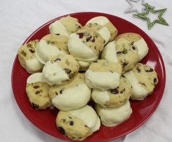 Red and green Christmas shortbread