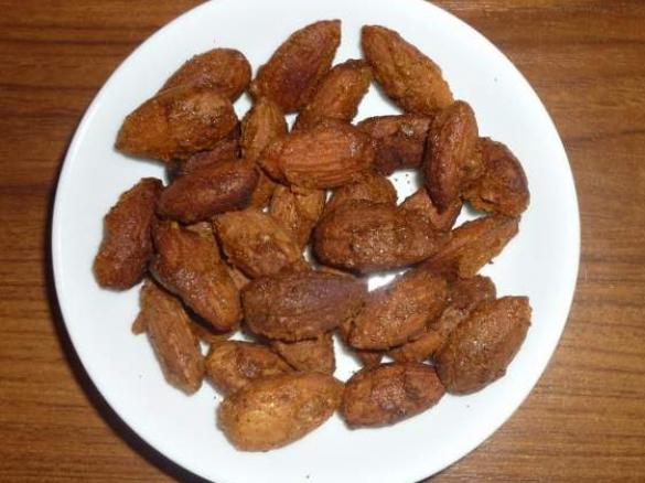 Spicy Almonds