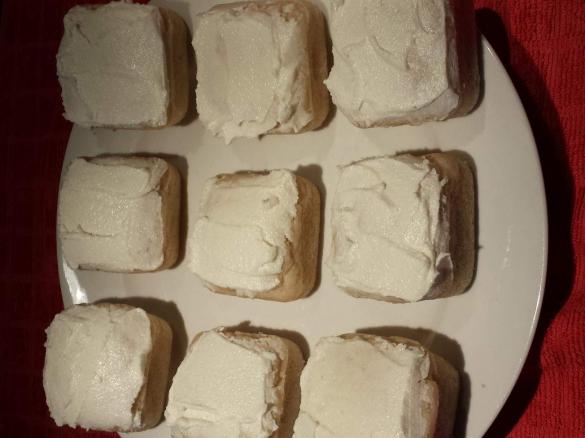 Gluten Free Nut free Sugar Free Egg Free Diary Free Vanilla Cakes (great for lunch box)