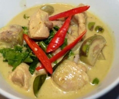 THAI GREEN CHICKEN CURRY