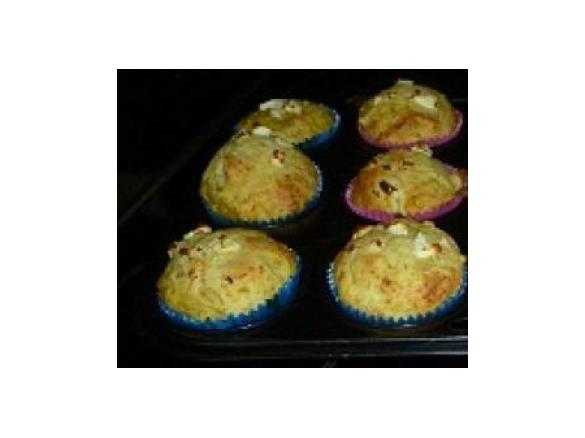 Pumpkin, bacon and fetta muffins