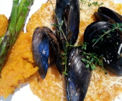 Leek & Tomato Risotto with Mussels